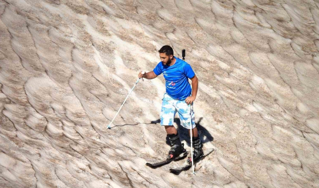 Erzincan’da doğa tutkunu kayak hocası Canser Atila ağustos ayında çıktığı