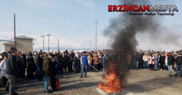 Erzincan’da AFAD personeli tarafından temel afet bilinci ve yangın eğitimleri