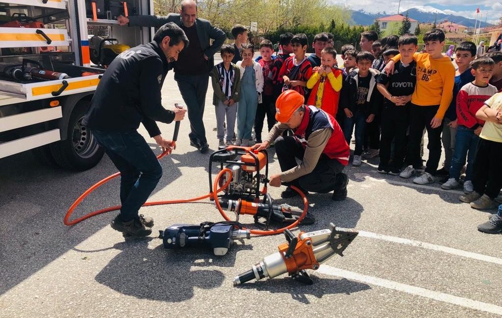 Başta deprem olmak üzere ülkemizde sıkça görülen afetlere yönelik olarak,