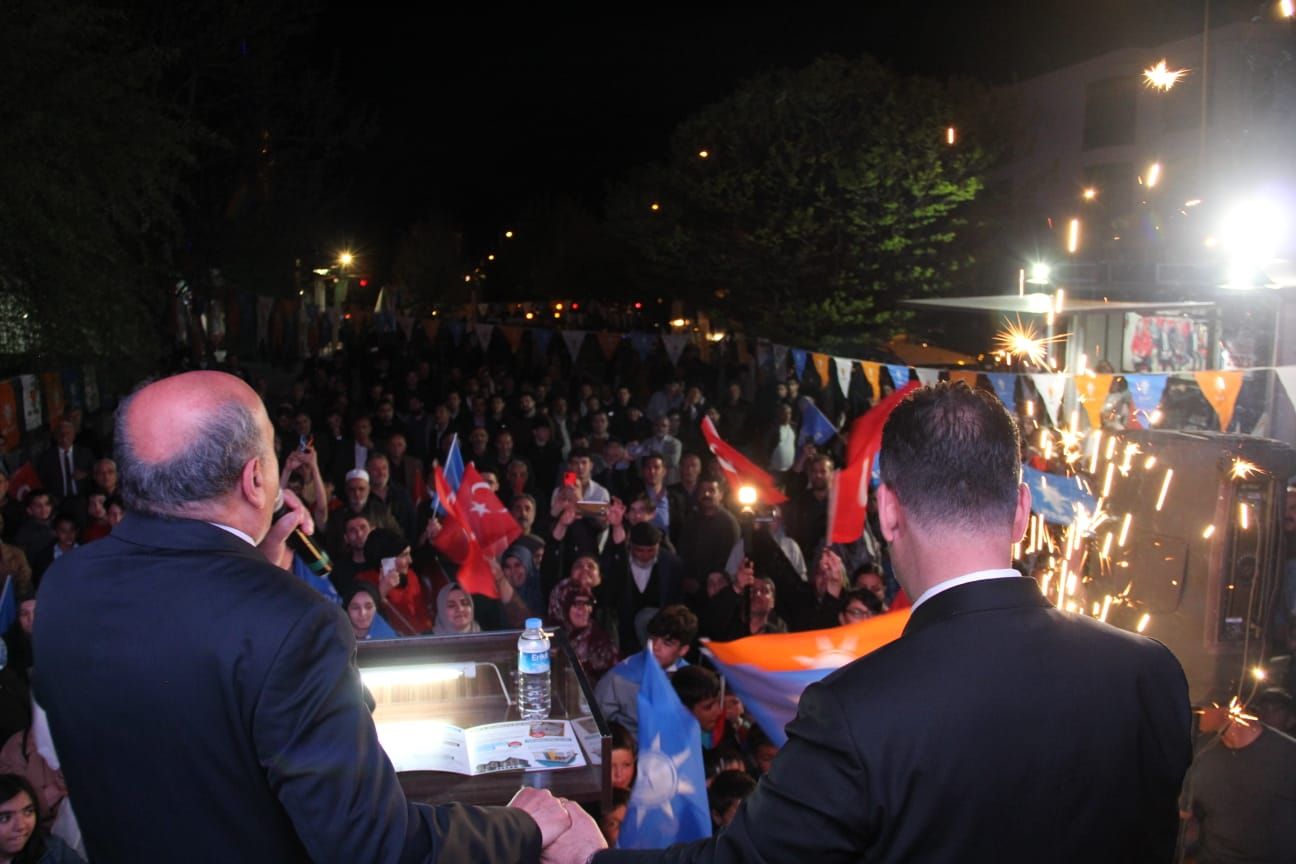 AK Parti Milletvekili Adayları Demirkent’te Vatandaşlarla Bir Araya Geldi