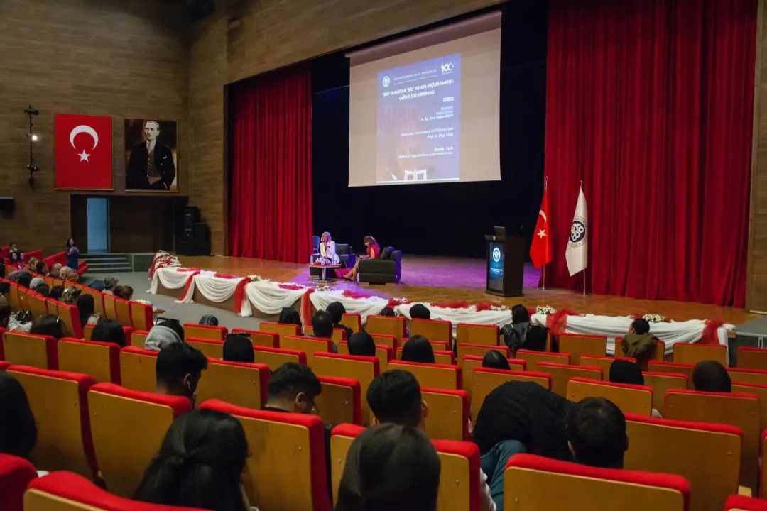 Erzincan Binali Yıldırım Üniversitesi, Cumhuriyetin 100. Yıl etkinlikleri kapsamında “Ben