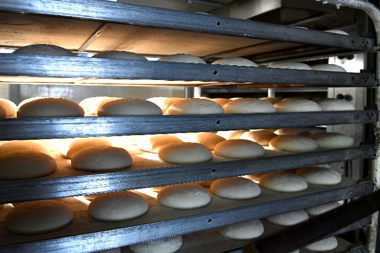 Bursa Osmangazi’de ekmekler pişiyor umutlar yeşeriyor
