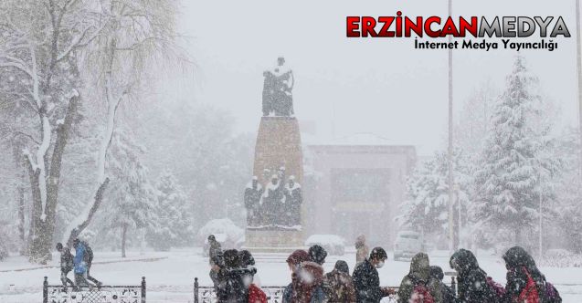 Doğu Anadolu Bölgesinde kar yağışı etkisini sürdürüyor.