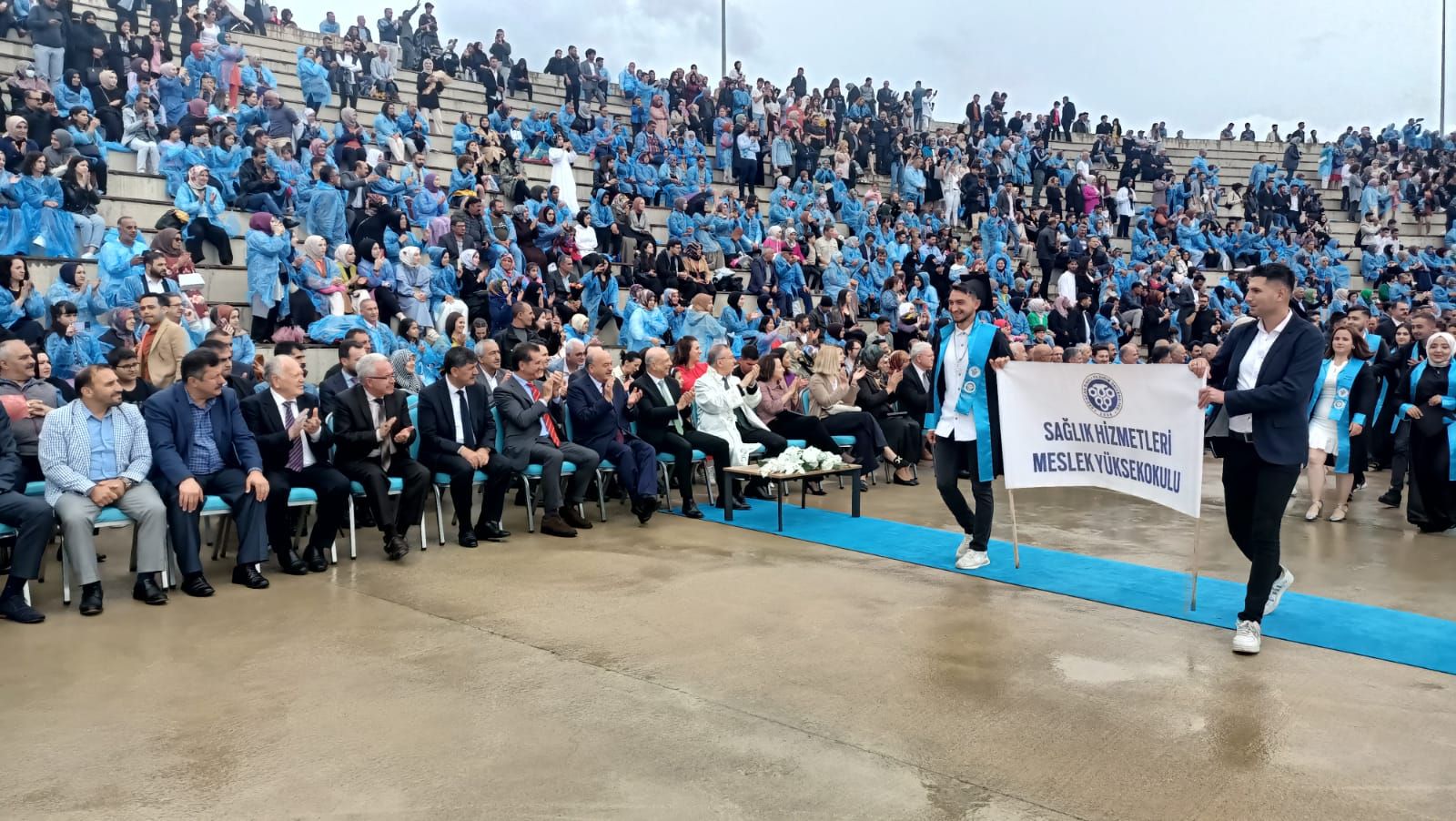 Erzincan Binali Yıldırım Üniversitesi’nde (EBYÜ) eğitimlerini tamamlayan yaklaşık  5 bin