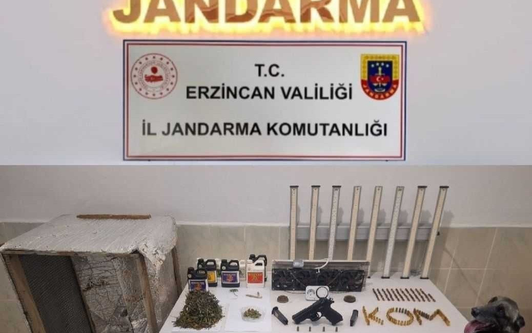 Erzincan’ın Kemaliye ilçesinde  1 şüpheli şahsın ikametinde yapılan aramada uyuşturucu