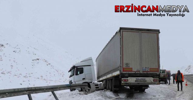 Erzincan’ın yüksek kesimlerinde etkili olan kar ve buzlanma yüksek rakımlı