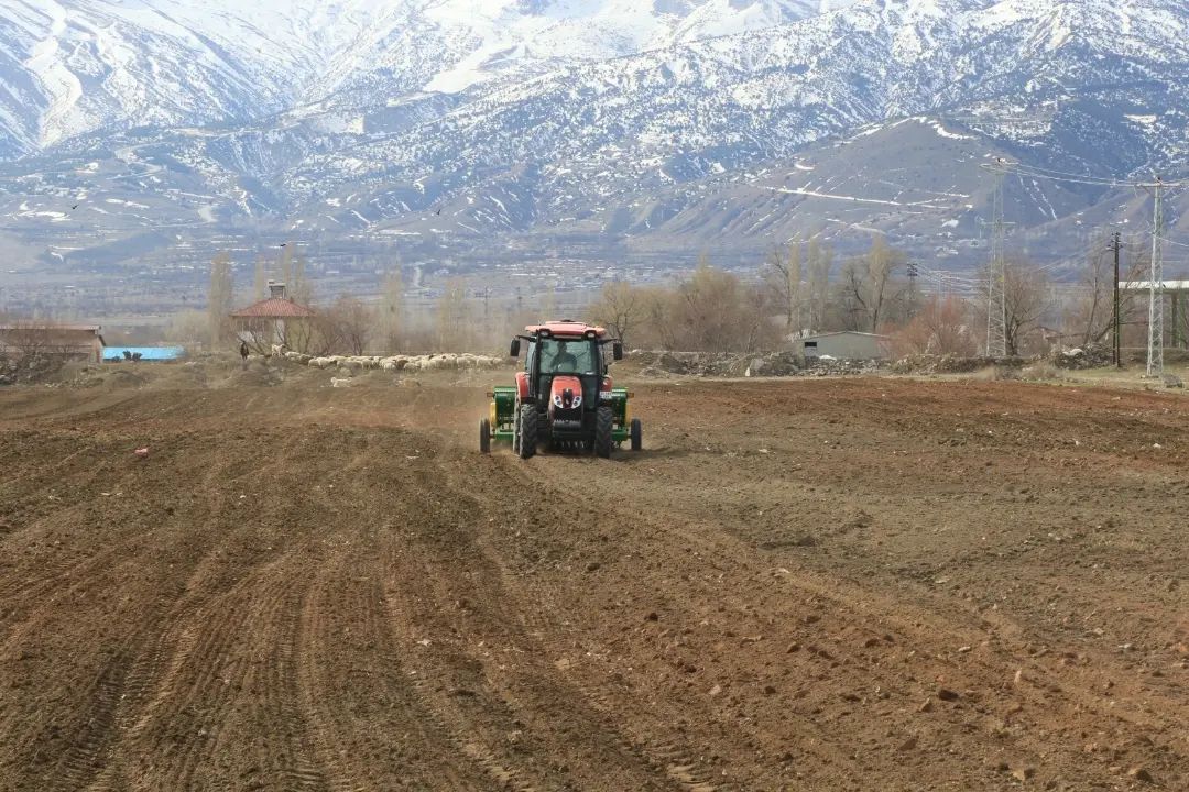 Karaman, Erzincan’da 5 Bin 868 çiftçiye ödeme yapıldı