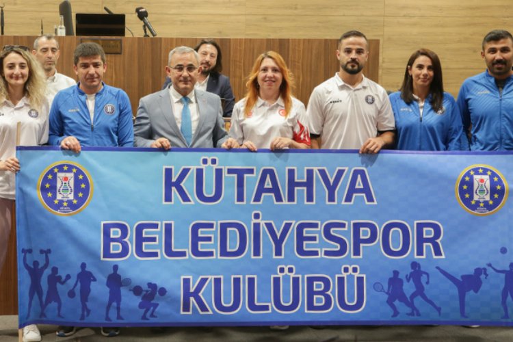 Kütahya Belediye Başkanı Prof. Dr. Alim Işık, Kütahya Belediyespor bünyesinde