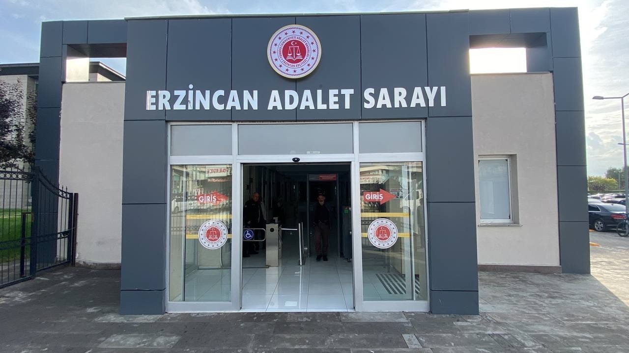 Erzincan’da savcıyı darp ettikleri iddiasıyla 2 kardeşin tutuklanması hususunda açıklamada