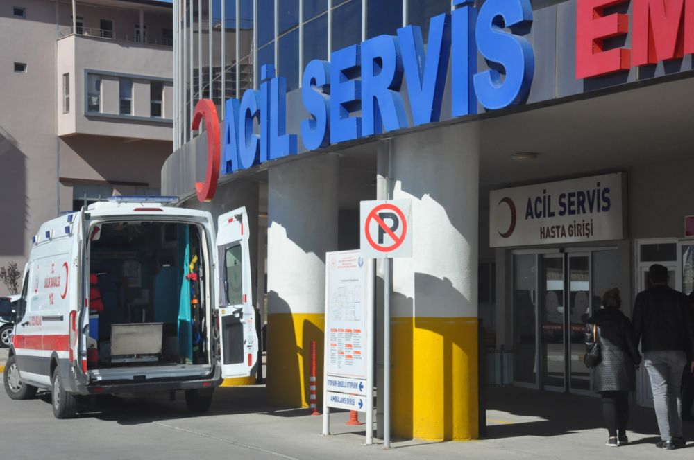 Erzincan’da otomobilin çarptığı bisiklet sürücüsü hayatını kaybetti.