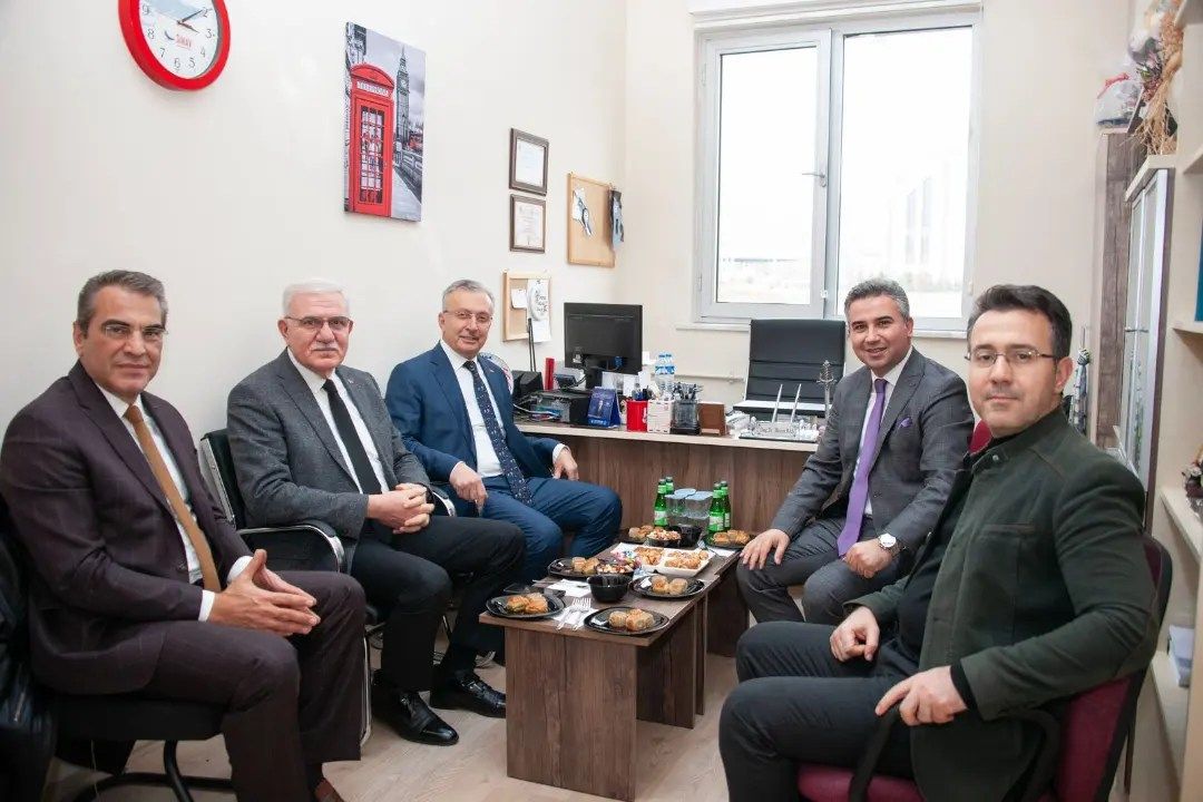 Erzincan Binali Yıldırım Üniversitesi Rektörü Prof. Dr. Akın Levent, üniversitenin