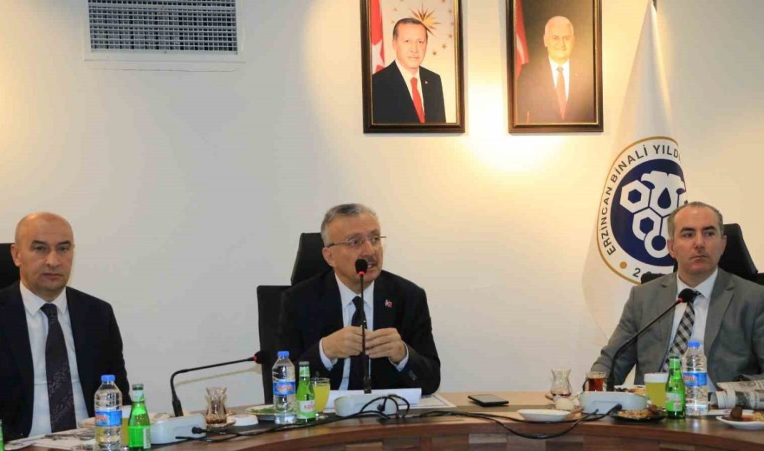 Erzincan Binali Yıldırım Üniversitesi Rektörü Prof. Dr. Akın Levent, gazetecilerle