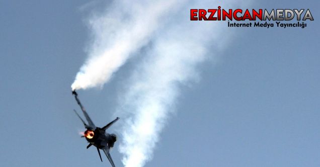 Türk Hava Kuvvetleri’nin tek F-16 ile gösteri yapan SOLOTÜRK ekibi,