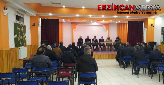 Erzincan’ın Tercan ilçesinde Kaymakam Musa Kazım Çelik başkanlığında sulama kanalları