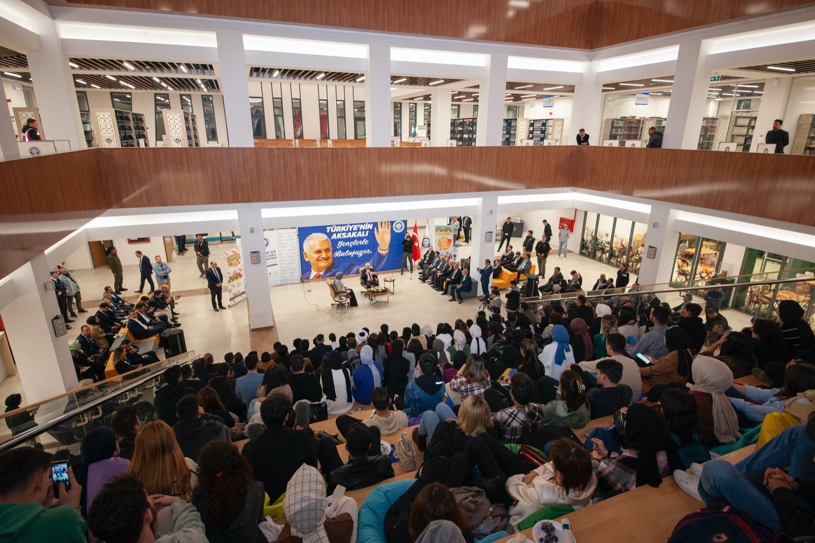 Erzincan Binali Yıldırım Üniversitesi  2023-2024 eğitim öğretim yılının başlaması nedeniyle