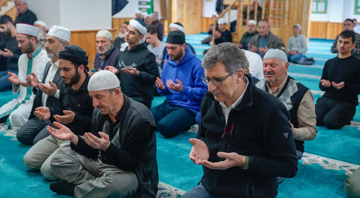 Erzincan'da bir gelenek haline gelen hatimle teravih namazı bu sene