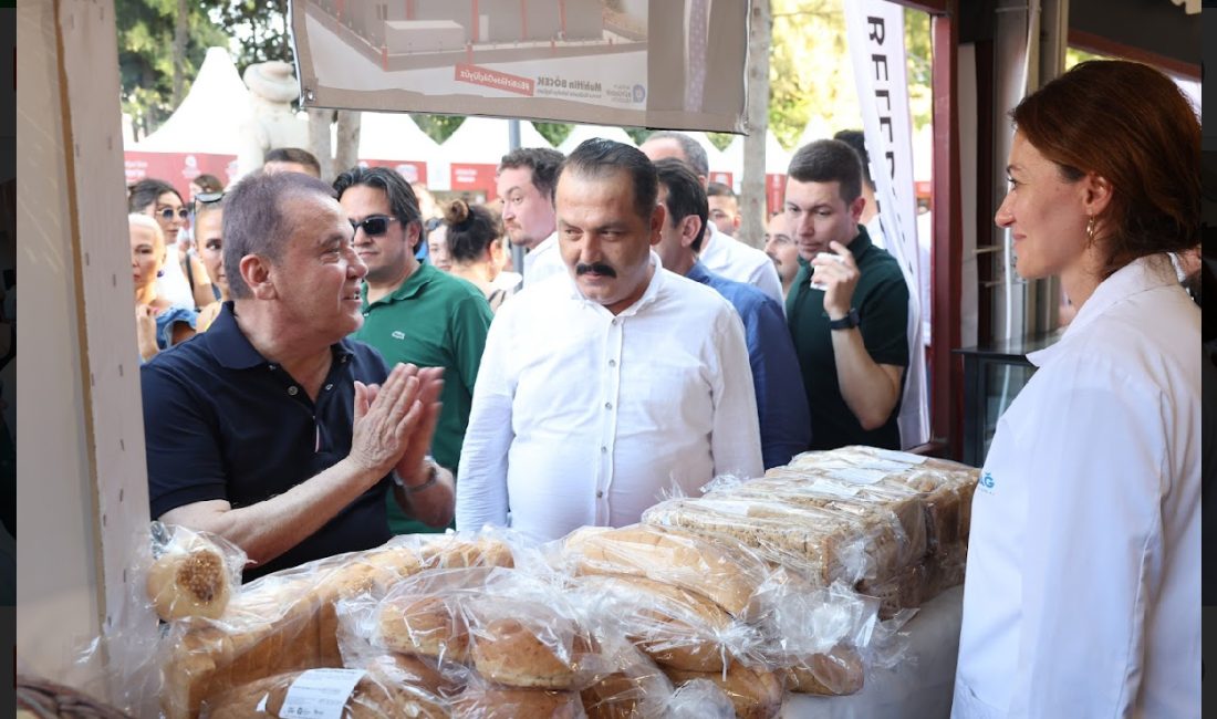   Antalya Foodfest’te lezzet şöleni yaşanıyor. Ünlü şefler Antalyalılarla