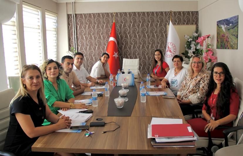 Erzincan’da halk sağlığı genel müdürlüğü tarafından sağlık çalışanlarına eğitim verildi.