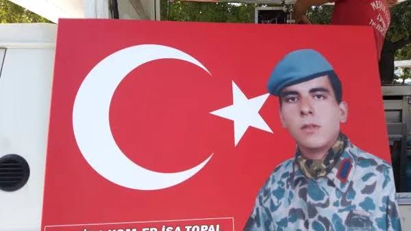   Hakkari’nin Çukurca ilçesinde askeri aracın, PKK’lı teröristlerce yola