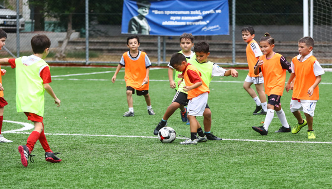   Antalya Büyükşehir Belediyesi Gençlik ve Spor Hizmetleri Dairesi