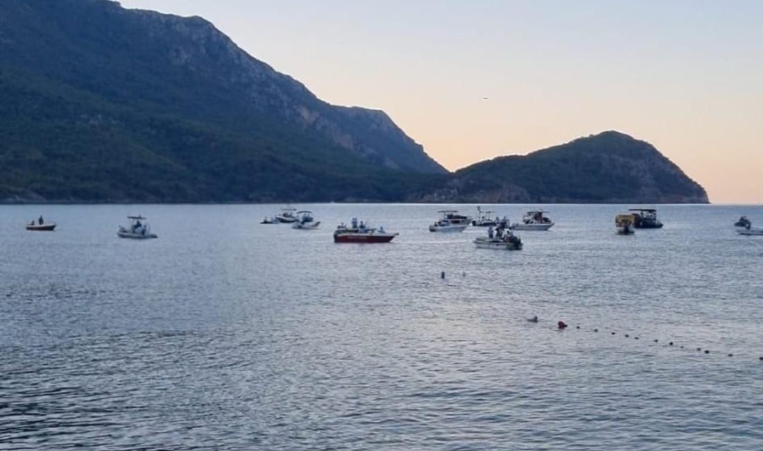   Antalya’da Kumluca ilçesinde Kumluca Balıkçılar Derneği tarafından Kumluca