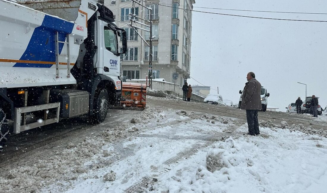 SAMSUN-BHA Canik Belediye Başkanı İbrahim Sandıkçı, Canik’in tüm mahallelerinde karla