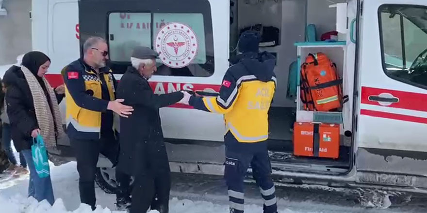 KARS-BHA Kar yağışı sonucu kapanan köy yolu, İl Özel İdaresi