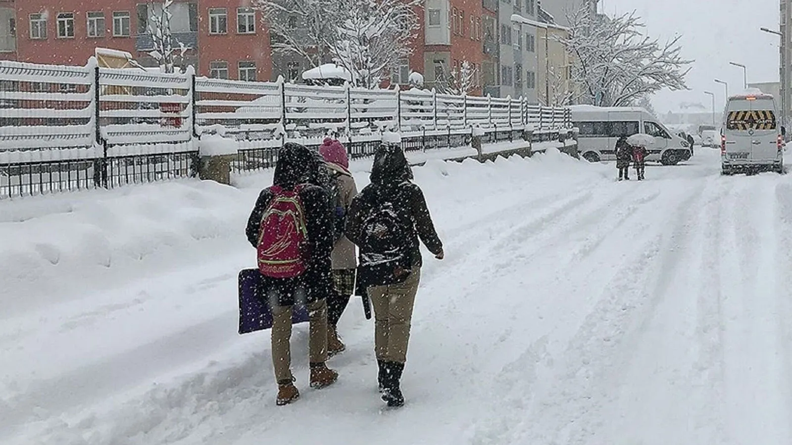 SAMSUN-BHA Samsun’da etkisini sürdüren yoğun kar yağışı, 25 Şubat 2025