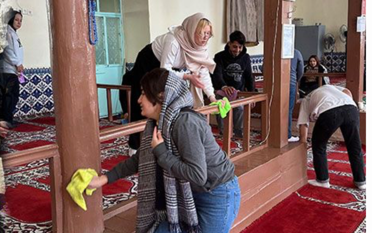 BURDUR-BHA Burdur Mehmet Akif Ersoy Üniversitesi öğrencileri toplumun her noktasında